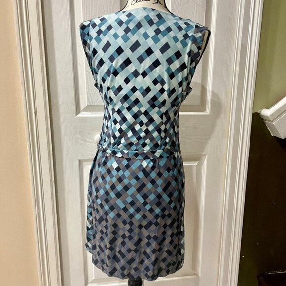 BCBG MAXAZRIA SLEEVELESS COWL NECK PARTY DRESS SIZE XSMALL - Picture 12 of 14